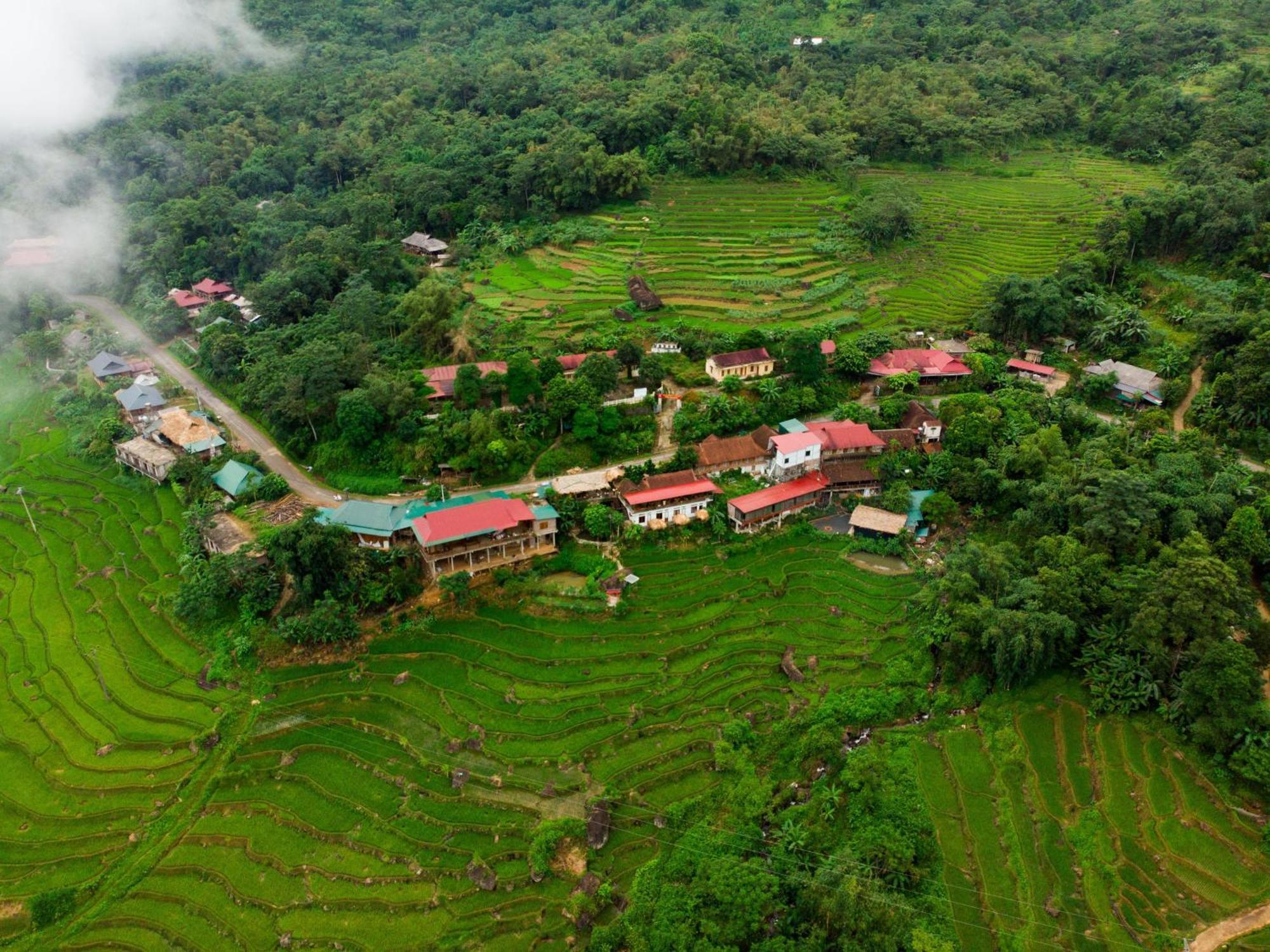 Oh Pu Luong Homestay Huong Ba Thuoc Bagian luar foto